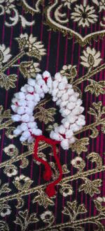 Handmade Woolen Gajra – Soft, Elegant & Reusable Hair Accessory - Image 2